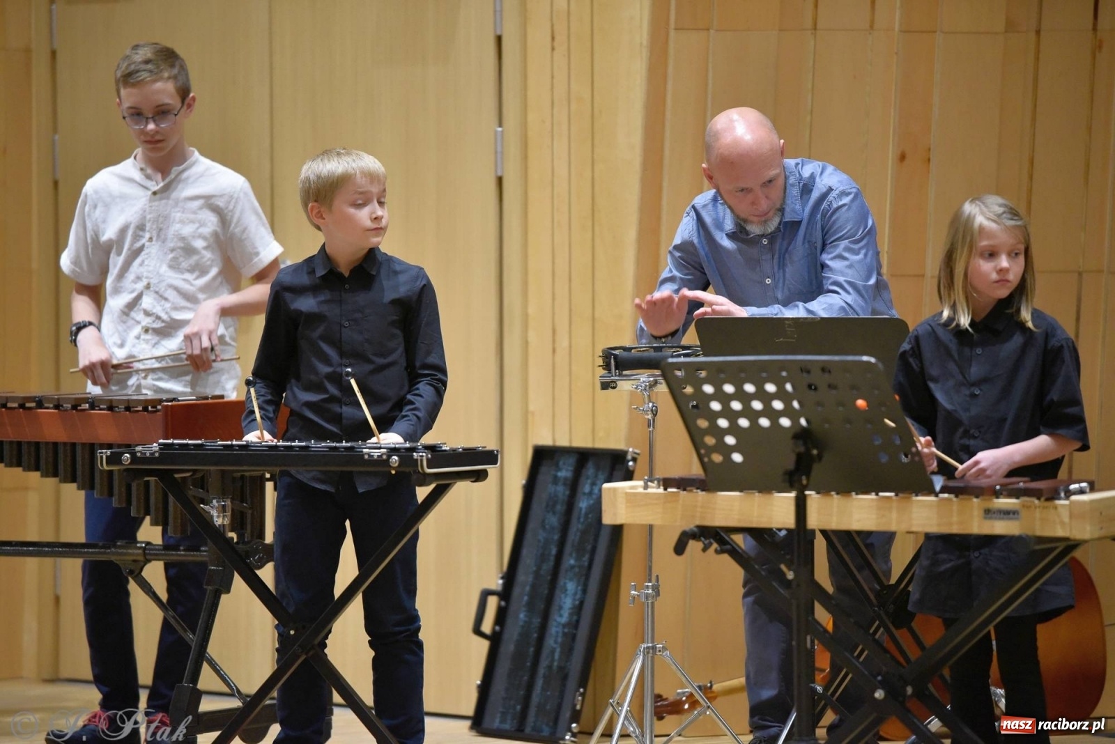 Zdjęcie w galerii na portalu naszraciborz.pl: Koncert perkusyjny w raciborskiej szkole muzycznej wiadomości z regionu