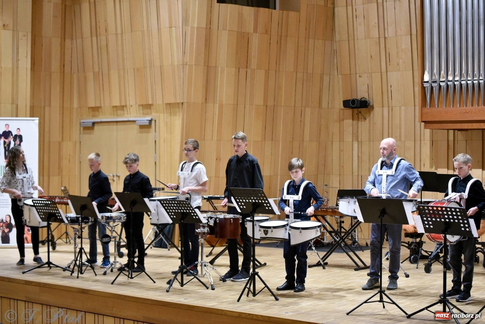 Zdjęcie w galerii na portalu naszraciborz.pl: Koncert perkusyjny w raciborskiej szkole muzycznej wiadomości z regionu