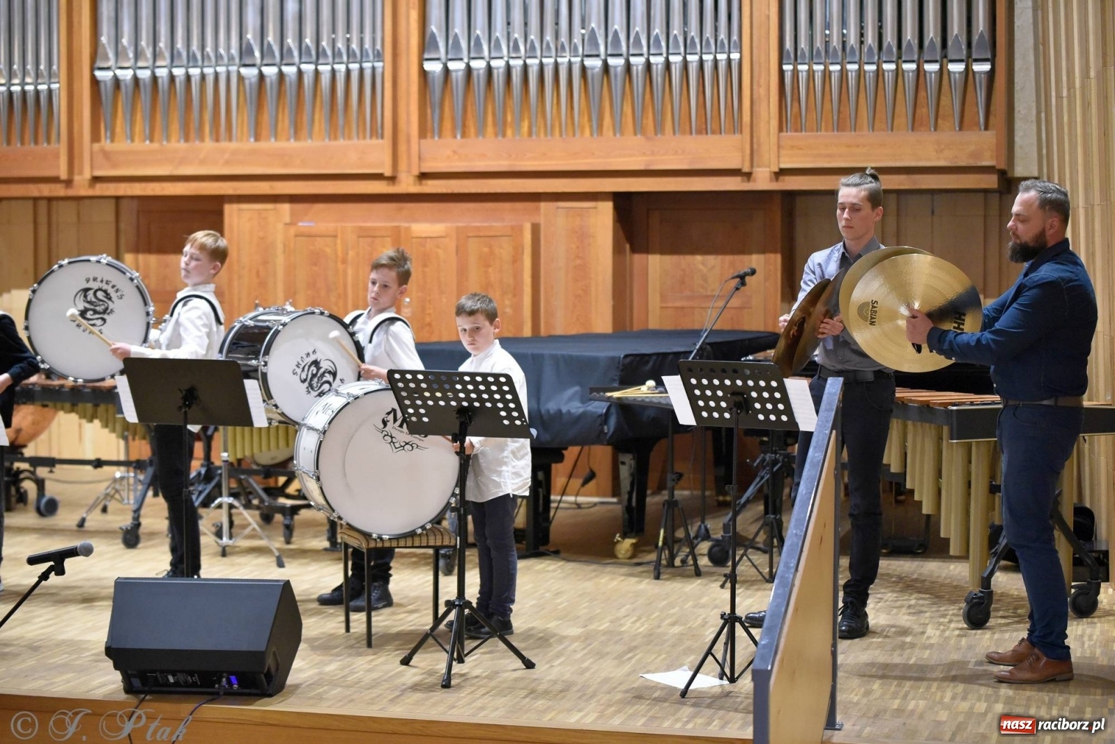 Zdjęcie w galerii na portalu naszraciborz.pl: Koncert perkusyjny w raciborskiej szkole muzycznej wiadomości z regionu