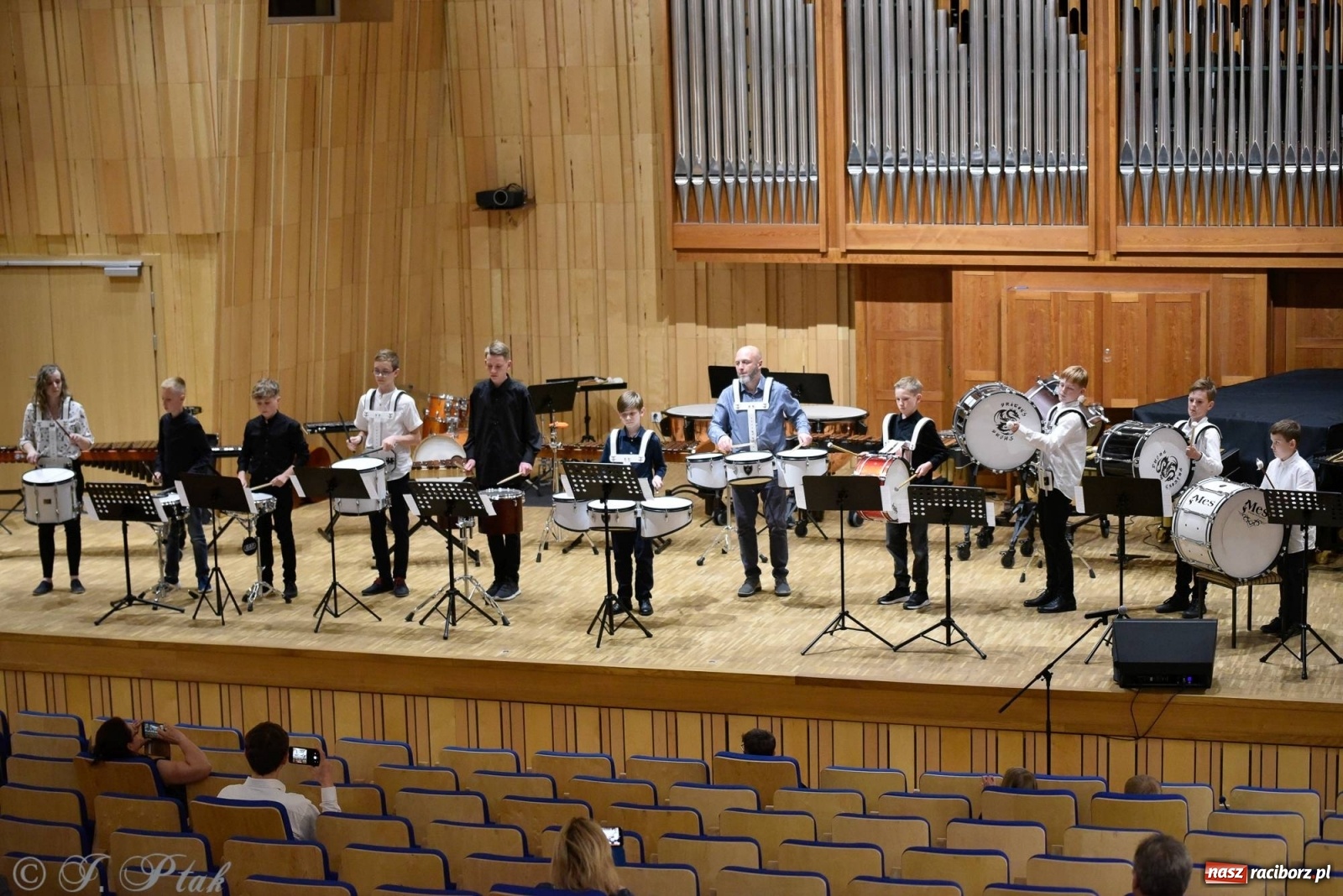 Zdjęcie w galerii na portalu naszraciborz.pl: Koncert perkusyjny w raciborskiej szkole muzycznej wiadomości z regionu