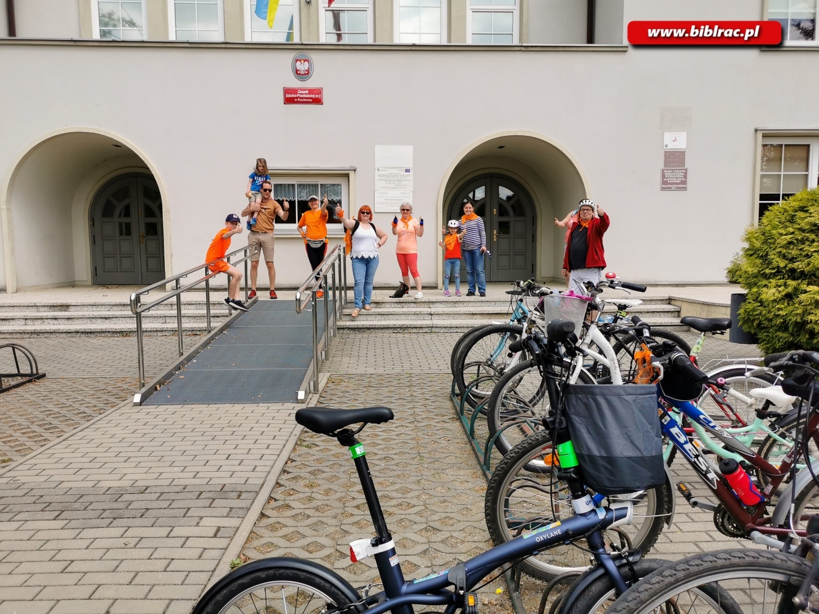 Zdjęcie w galerii na portalu naszraciborz.pl: Odjazdowy Bibliotekarz kręcił po raz ósmy! wiadomości z regionu