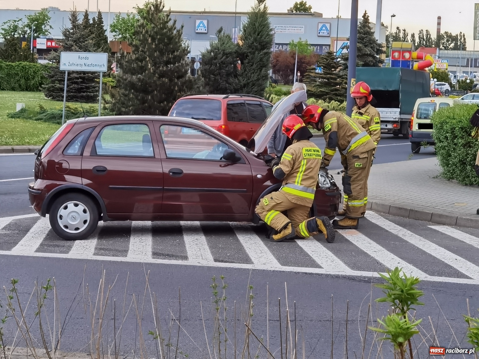 Zdjęcie w galerii na portalu naszraciborz.pl: Raport 998. Nieostrożność przyczyną pożaru w Krzanowicach wiadomości z regionu
