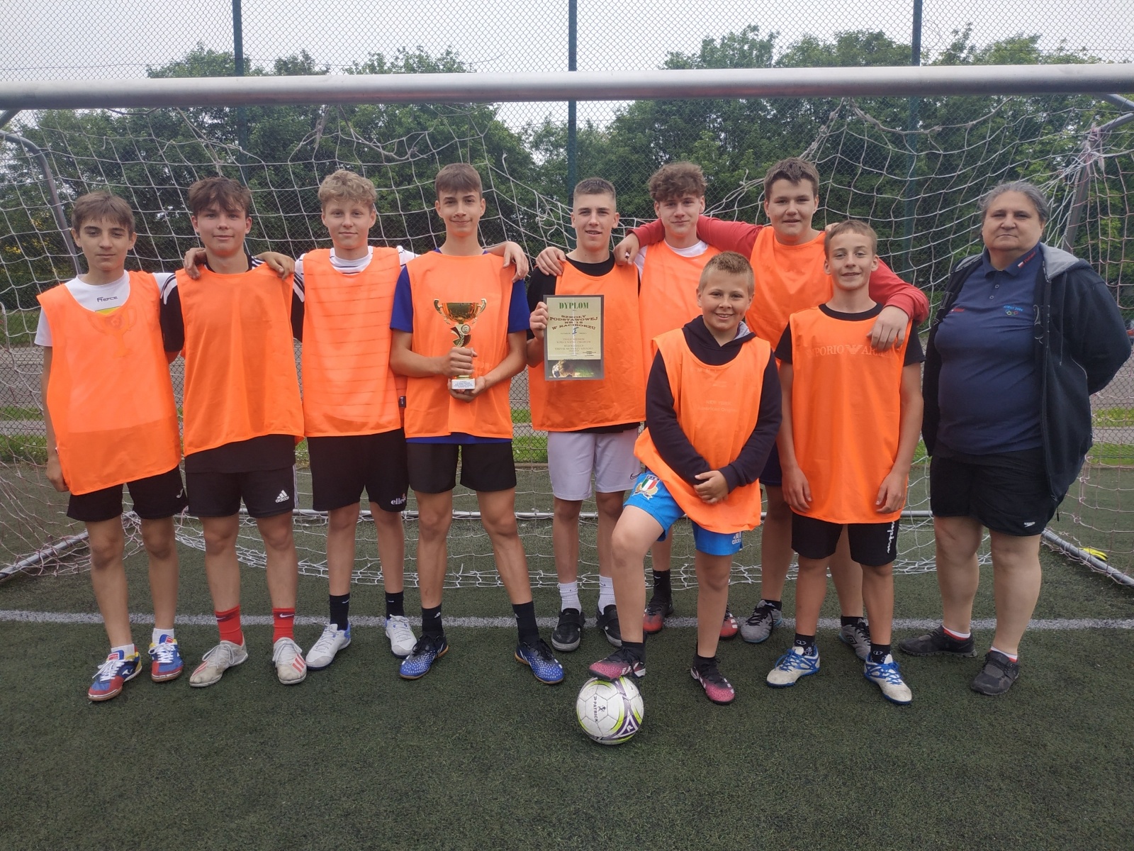 Zdjęcie w galerii na portalu naszraciborz.pl: Piłka nożna. Uczniowie Piętnastki najlepsi w mieście [FOTO] wiadomości z regionu