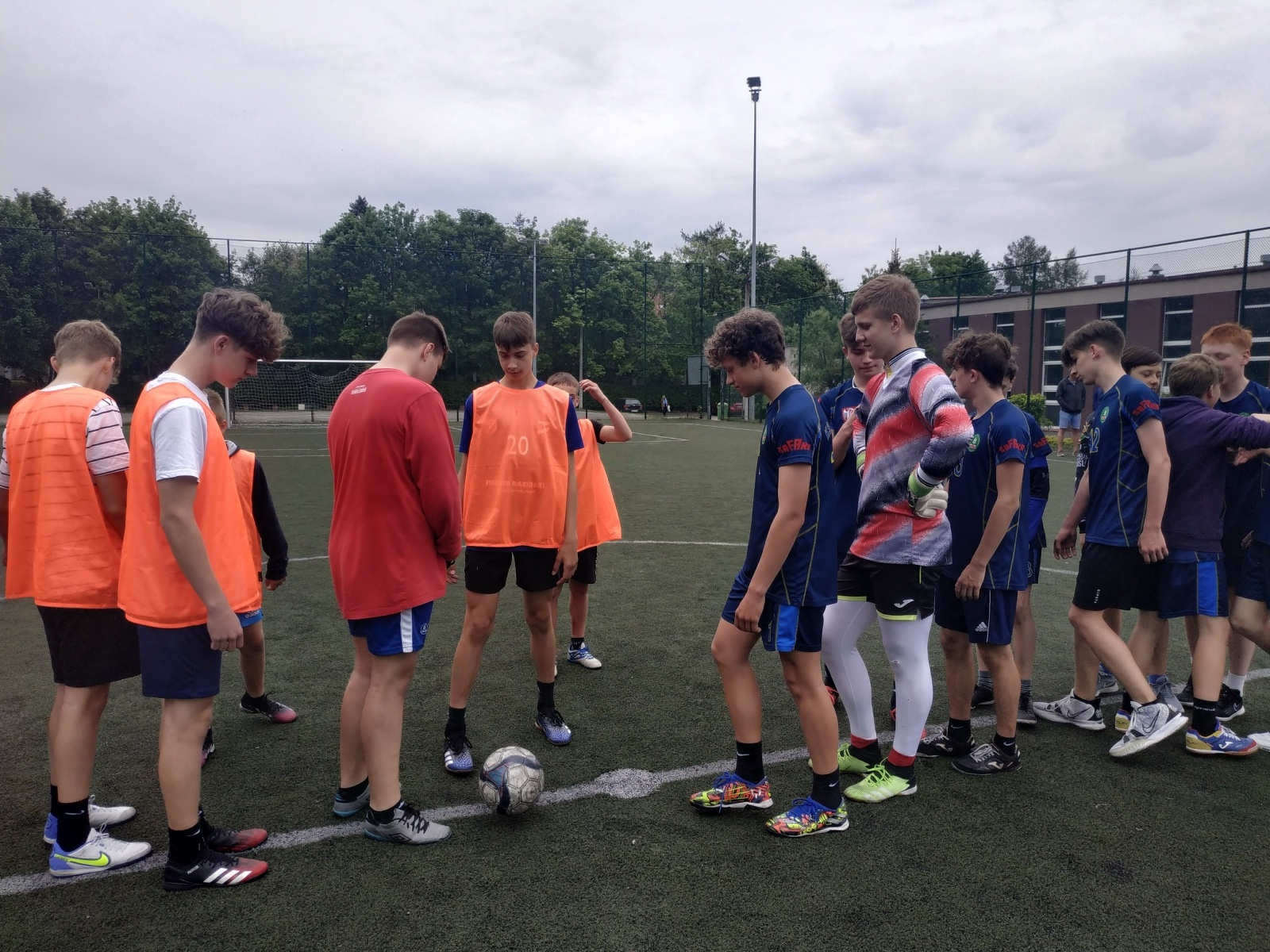 Zdjęcie w galerii na portalu naszraciborz.pl: Piłka nożna. Uczniowie Piętnastki najlepsi w mieście [FOTO] wiadomości z regionu