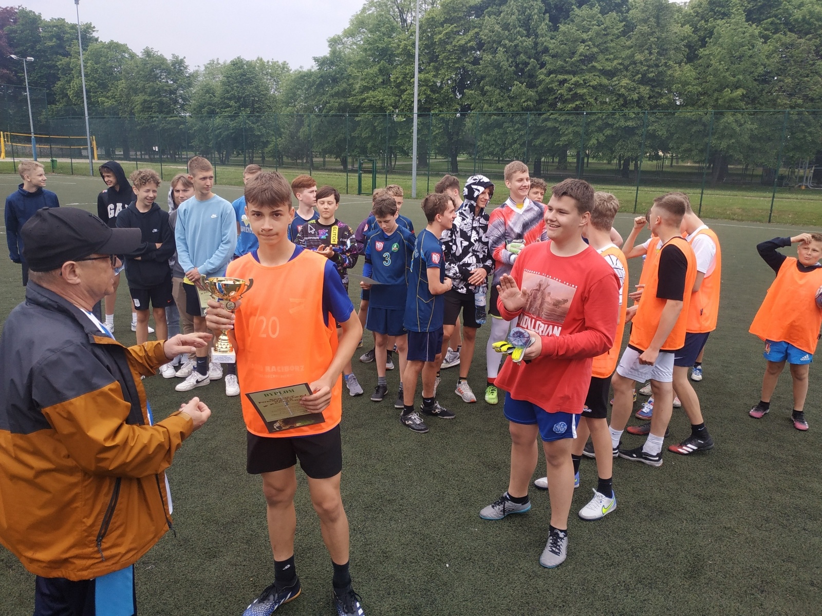 Zdjęcie w galerii na portalu naszraciborz.pl: Piłka nożna. Uczniowie Piętnastki najlepsi w mieście [FOTO] wiadomości z regionu