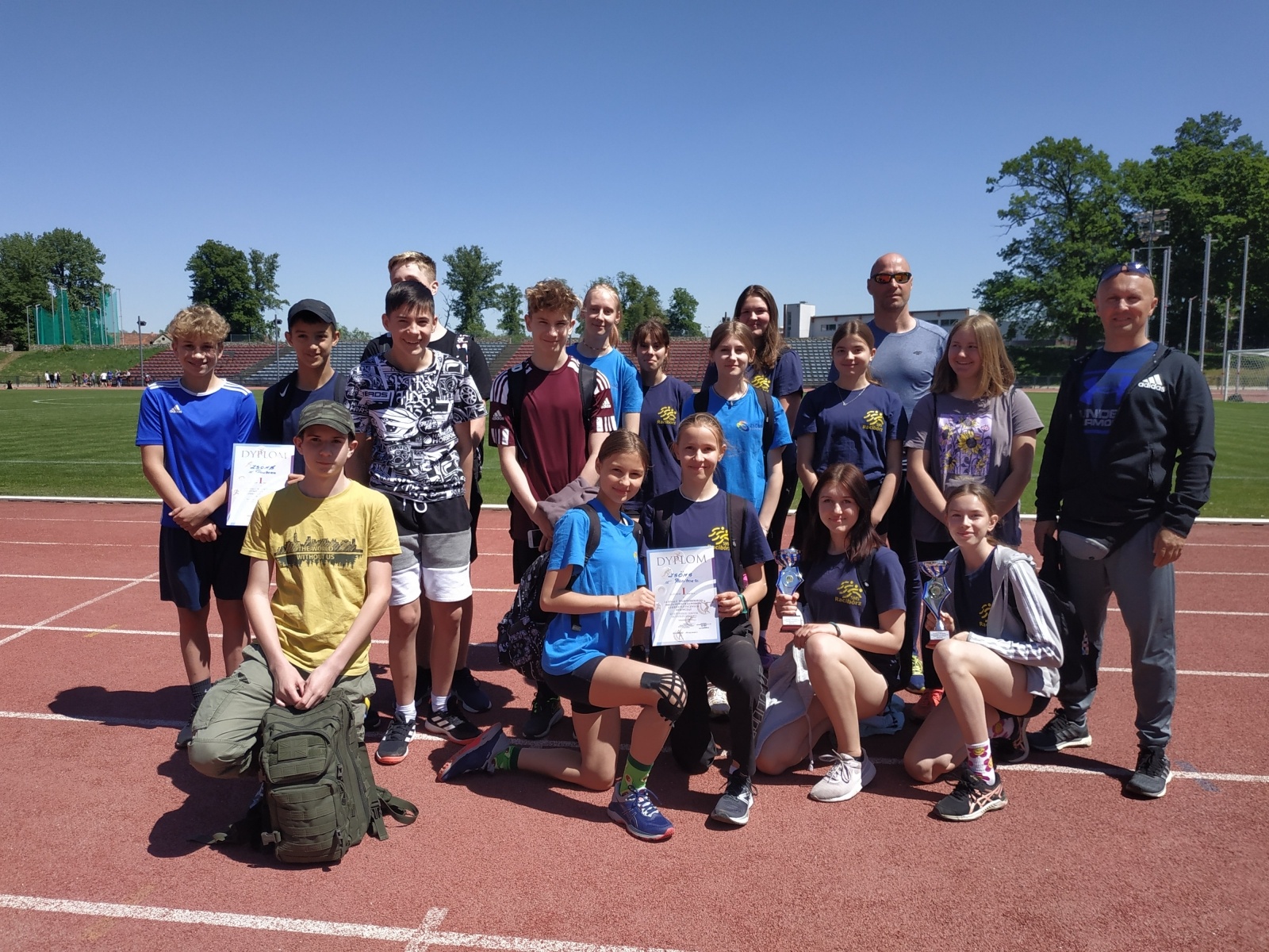 Zdjęcie w galerii na portalu naszraciborz.pl: Lekkoatleci ZSOMS z awansem do finału wojewódzkiego [FOTO] wiadomości z regionu