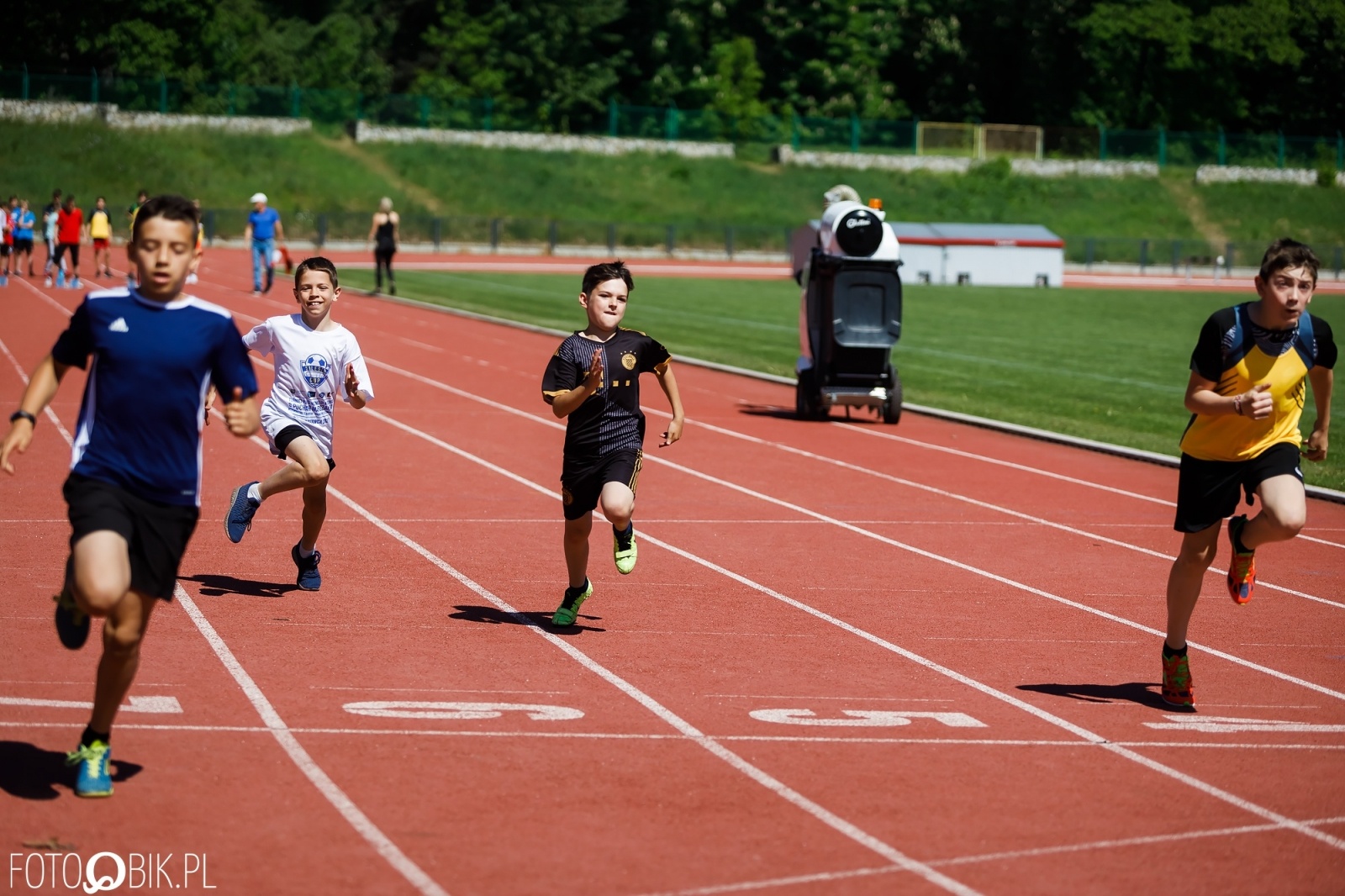 Zdjęcie w galerii na portalu naszraciborz.pl: Lekkoatleci ZSOMS z awansem do finału wojewódzkiego [FOTO] wiadomości z regionu