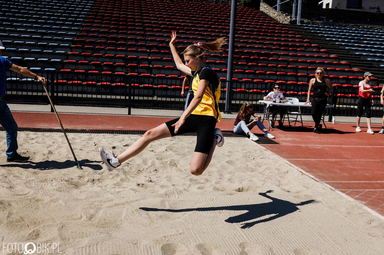 Zdjęcie w galerii na portalu naszraciborz.pl: Lekkoatleci ZSOMS z awansem do finału wojewódzkiego [FOTO] wiadomości z regionu