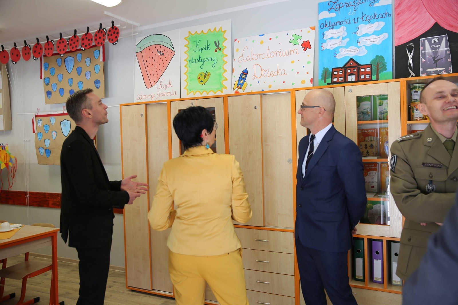 Zdjęcie w galerii na portalu naszraciborz.pl: Uroczyste ślubowanie patronackich klas Straży Granicznej w Raciborzu [FOTO i WIDEO] wiadomości z regionu