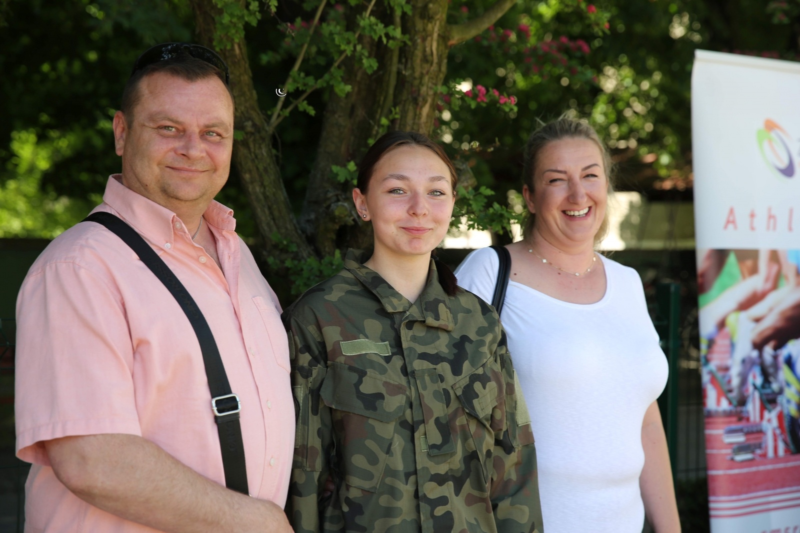 Zdjęcie w galerii na portalu naszraciborz.pl: Uroczyste ślubowanie patronackich klas Straży Granicznej w Raciborzu [FOTO i WIDEO] wiadomości z regionu