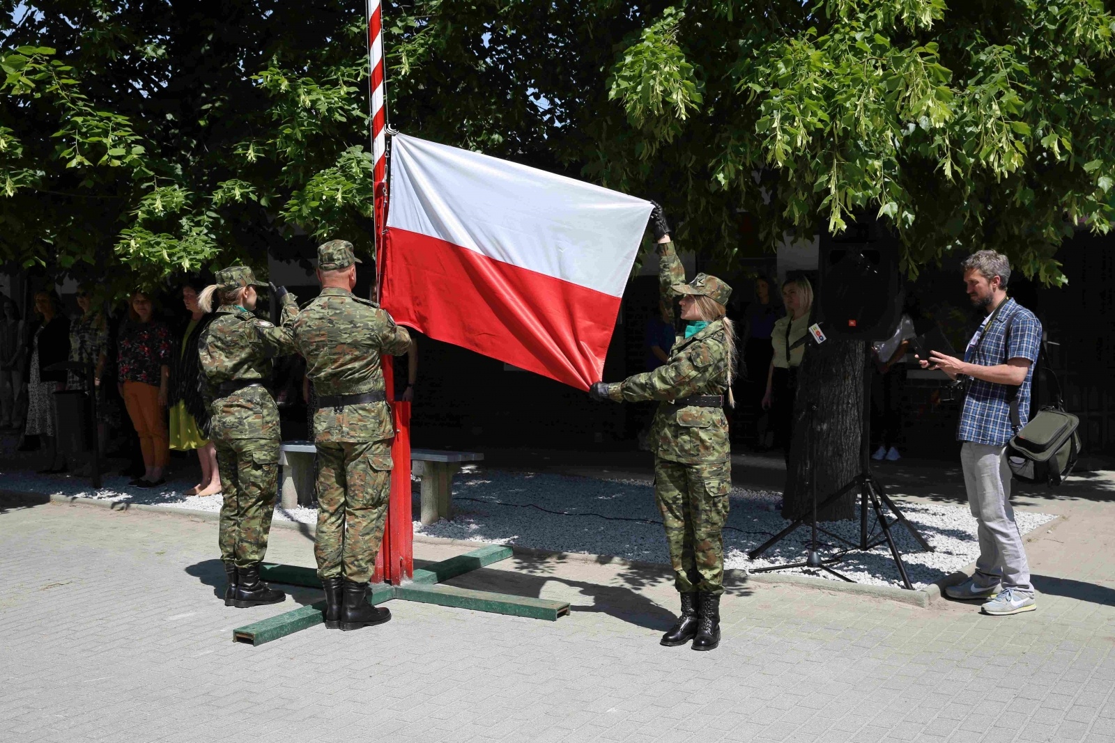 Zdjęcie w galerii na portalu naszraciborz.pl: Uroczyste ślubowanie patronackich klas Straży Granicznej w Raciborzu [FOTO i WIDEO] wiadomości z regionu