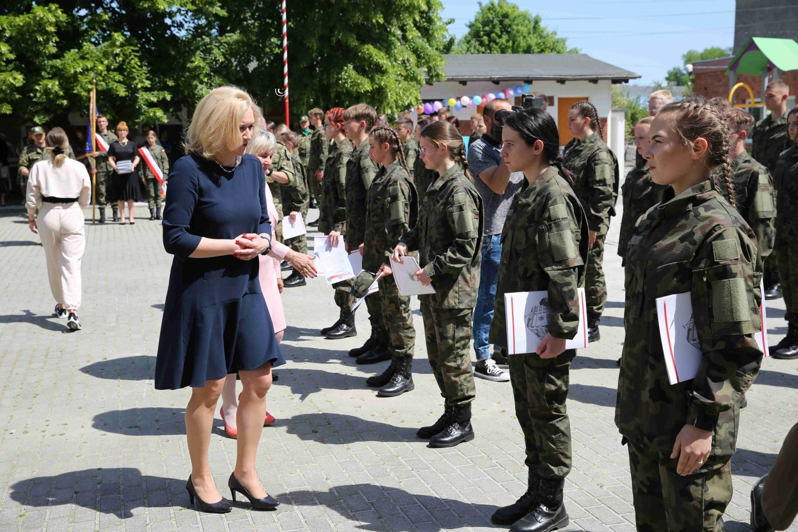 Zdjęcie w galerii na portalu naszraciborz.pl: Uroczyste ślubowanie patronackich klas Straży Granicznej w Raciborzu [FOTO i WIDEO] wiadomości z regionu