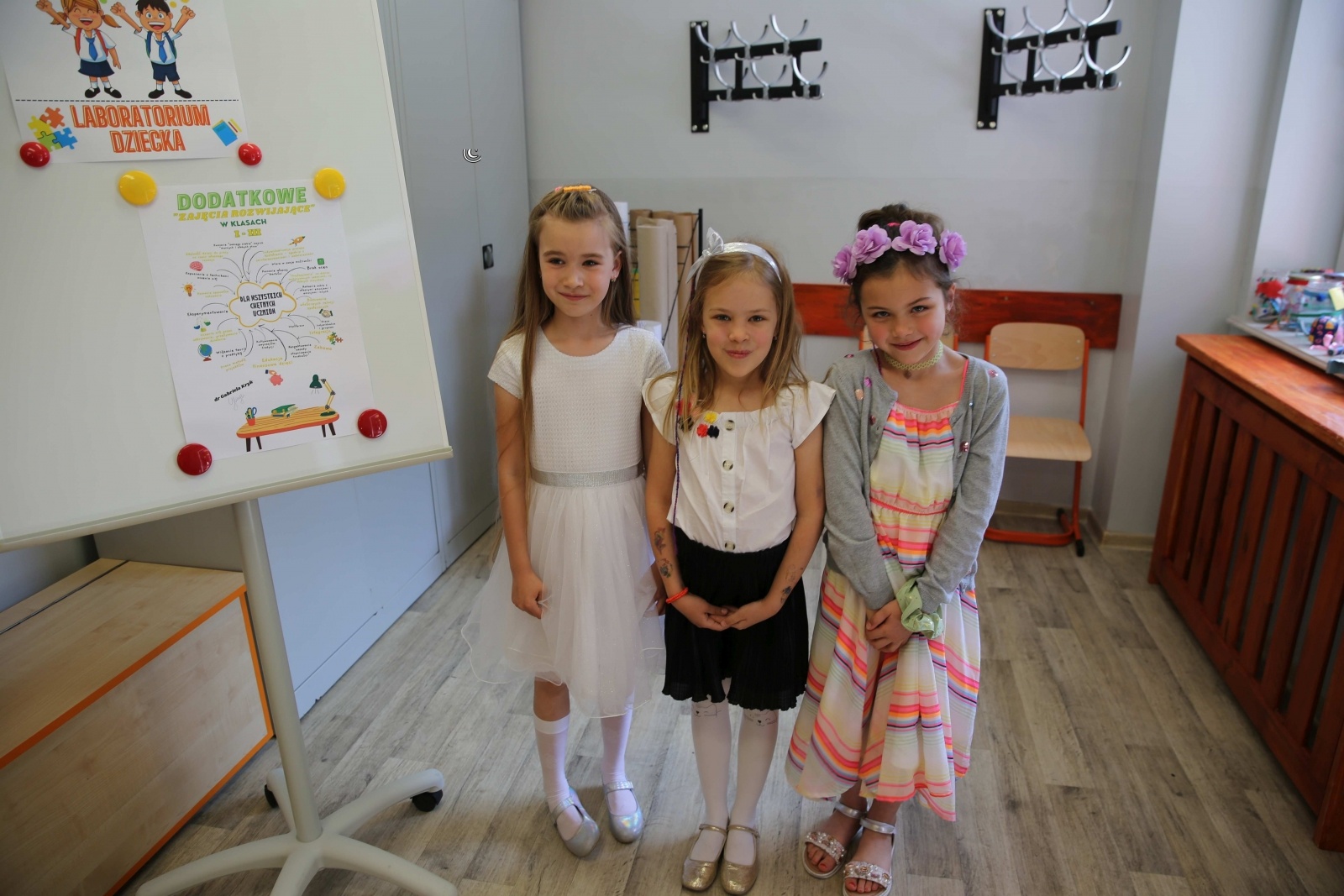 Zdjęcie w galerii na portalu naszraciborz.pl: Uroczyste ślubowanie patronackich klas Straży Granicznej w Raciborzu [FOTO i WIDEO] wiadomości z regionu