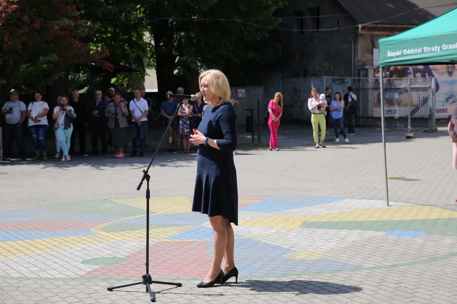 Zdjęcie w galerii na portalu naszraciborz.pl: Uroczyste ślubowanie patronackich klas Straży Granicznej w Raciborzu [FOTO i WIDEO] wiadomości z regionu