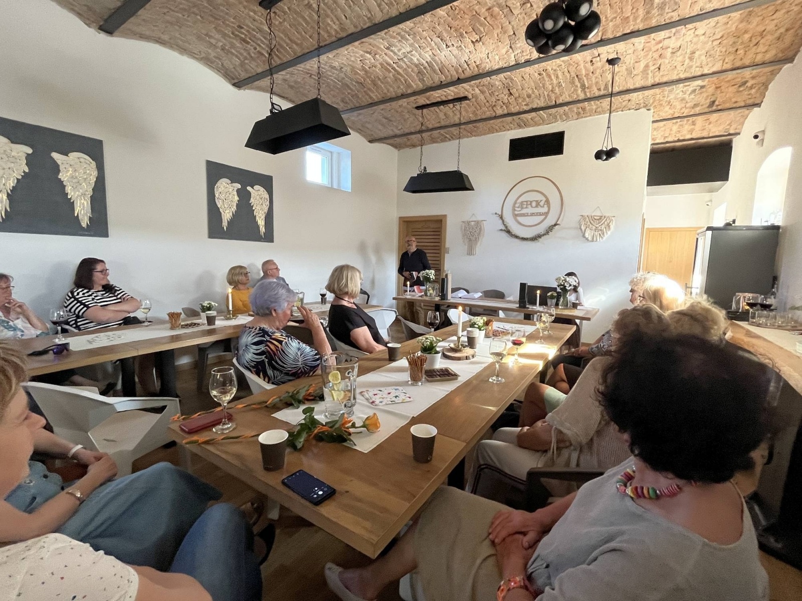 Zdjęcie w galerii na portalu naszraciborz.pl: W Epoce wybrzmiały nowe wiersze Aleksandra Pordzika wiadomości z regionu