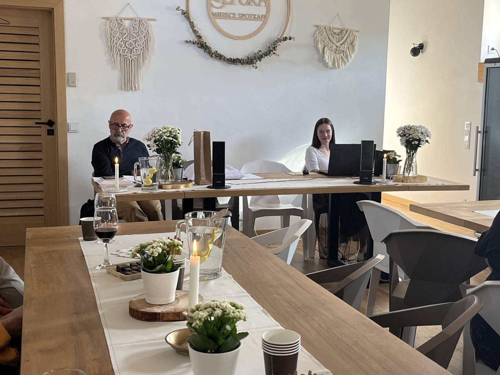 Zdjęcie w galerii na portalu naszraciborz.pl: W Epoce wybrzmiały nowe wiersze Aleksandra Pordzika wiadomości z regionu