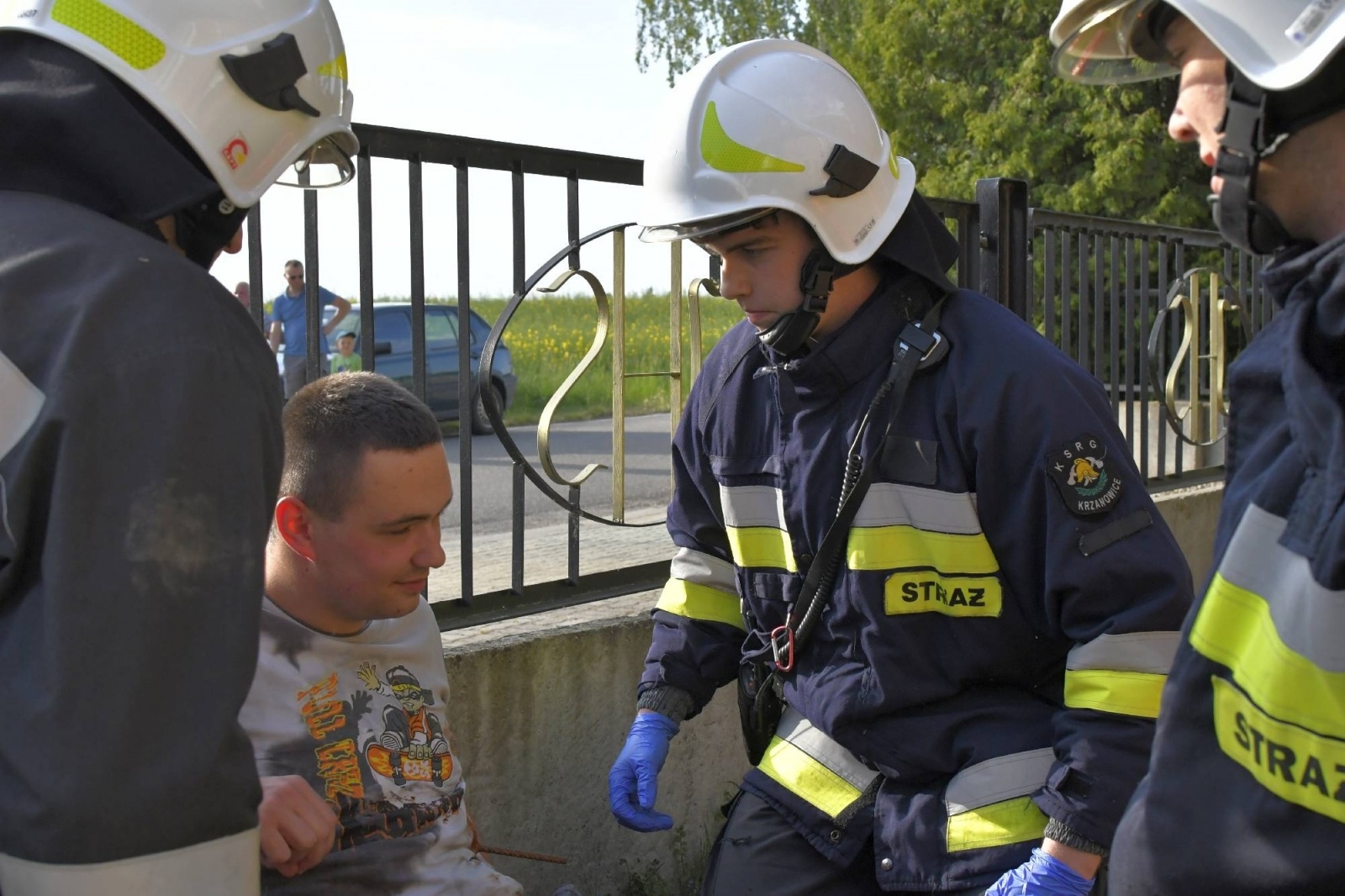 Zdjęcie w galerii na portalu naszraciborz.pl: Pożar kościoła w Pietraszynie. Cztery osoby ranne [FOTO i WIDEO z ĆWICZEŃ] wiadomości z regionu