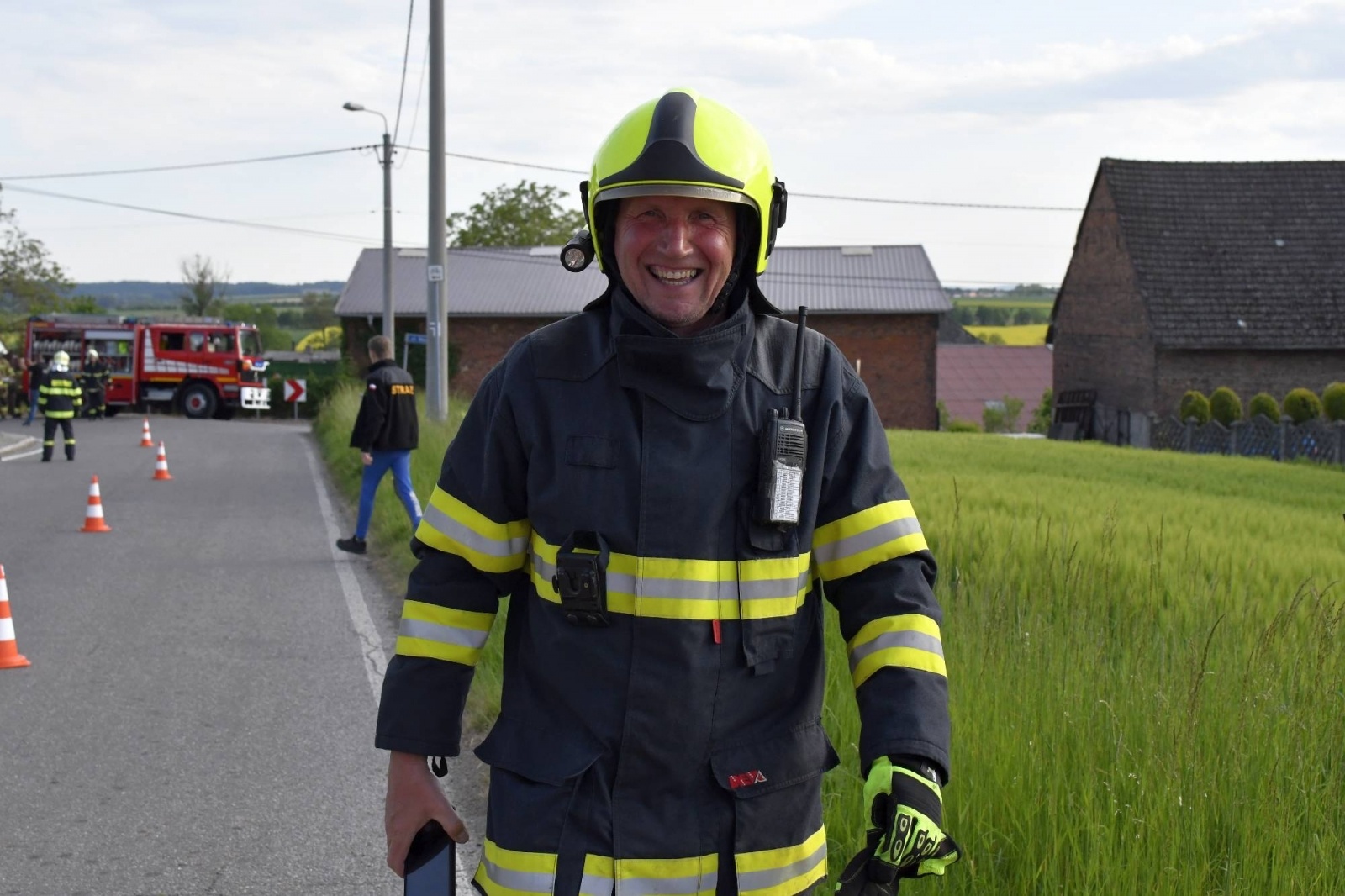 Zdjęcie w galerii na portalu naszraciborz.pl: Pożar kościoła w Pietraszynie. Cztery osoby ranne [FOTO i WIDEO z ĆWICZEŃ] wiadomości z regionu