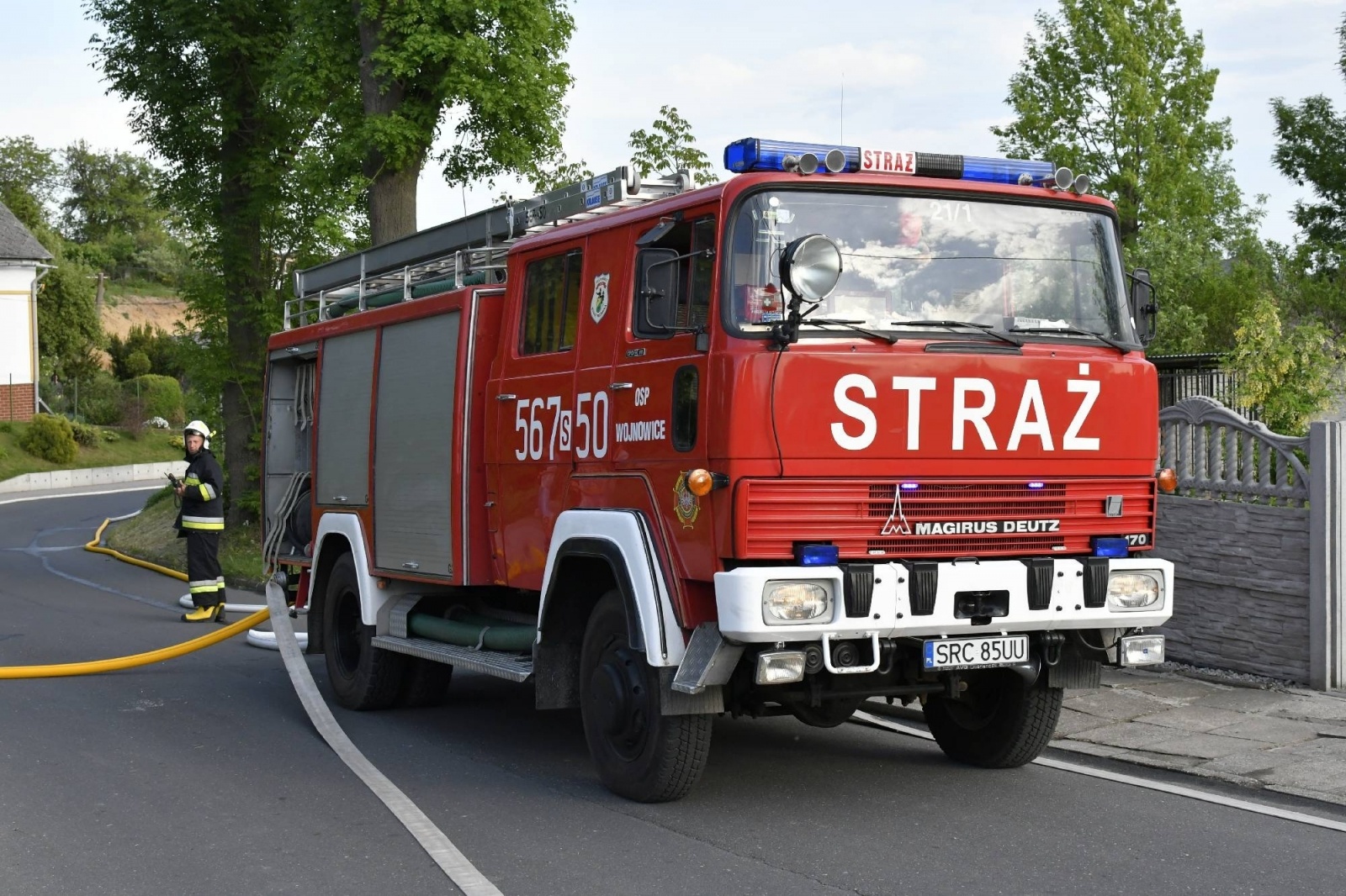 Zdjęcie w galerii na portalu naszraciborz.pl: Pożar kościoła w Pietraszynie. Cztery osoby ranne [FOTO i WIDEO z ĆWICZEŃ] wiadomości z regionu
