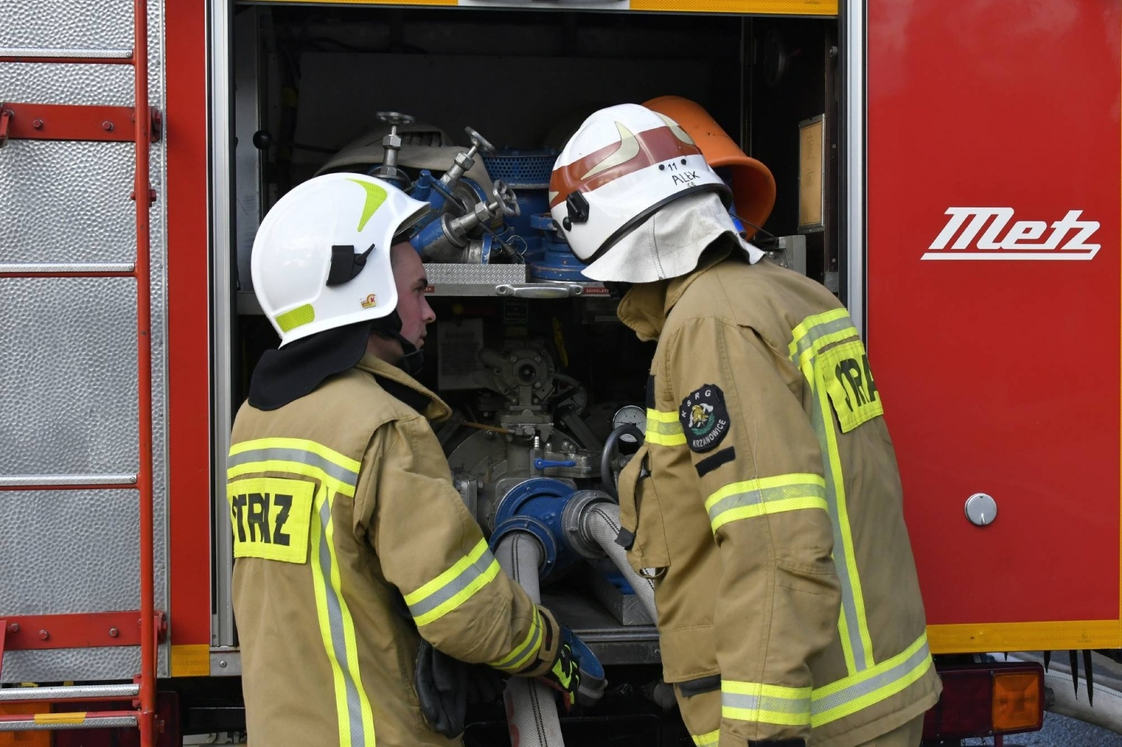 Zdjęcie w galerii na portalu naszraciborz.pl: Pożar kościoła w Pietraszynie. Cztery osoby ranne [FOTO i WIDEO z ĆWICZEŃ] wiadomości z regionu