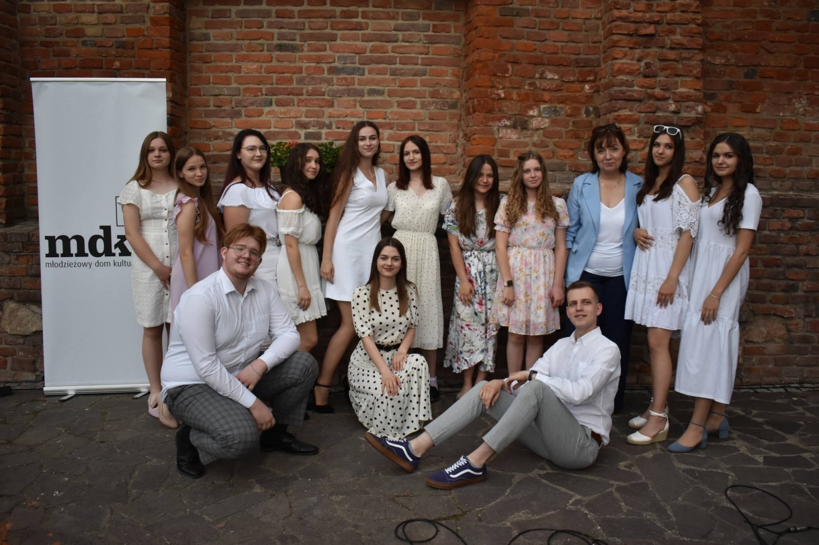 Zdjęcie w galerii na portalu naszraciborz.pl: Koncert papieski zespołu Miraż na zamkowym dziedzińcu [FOTO i WIDEO] wiadomości z regionu