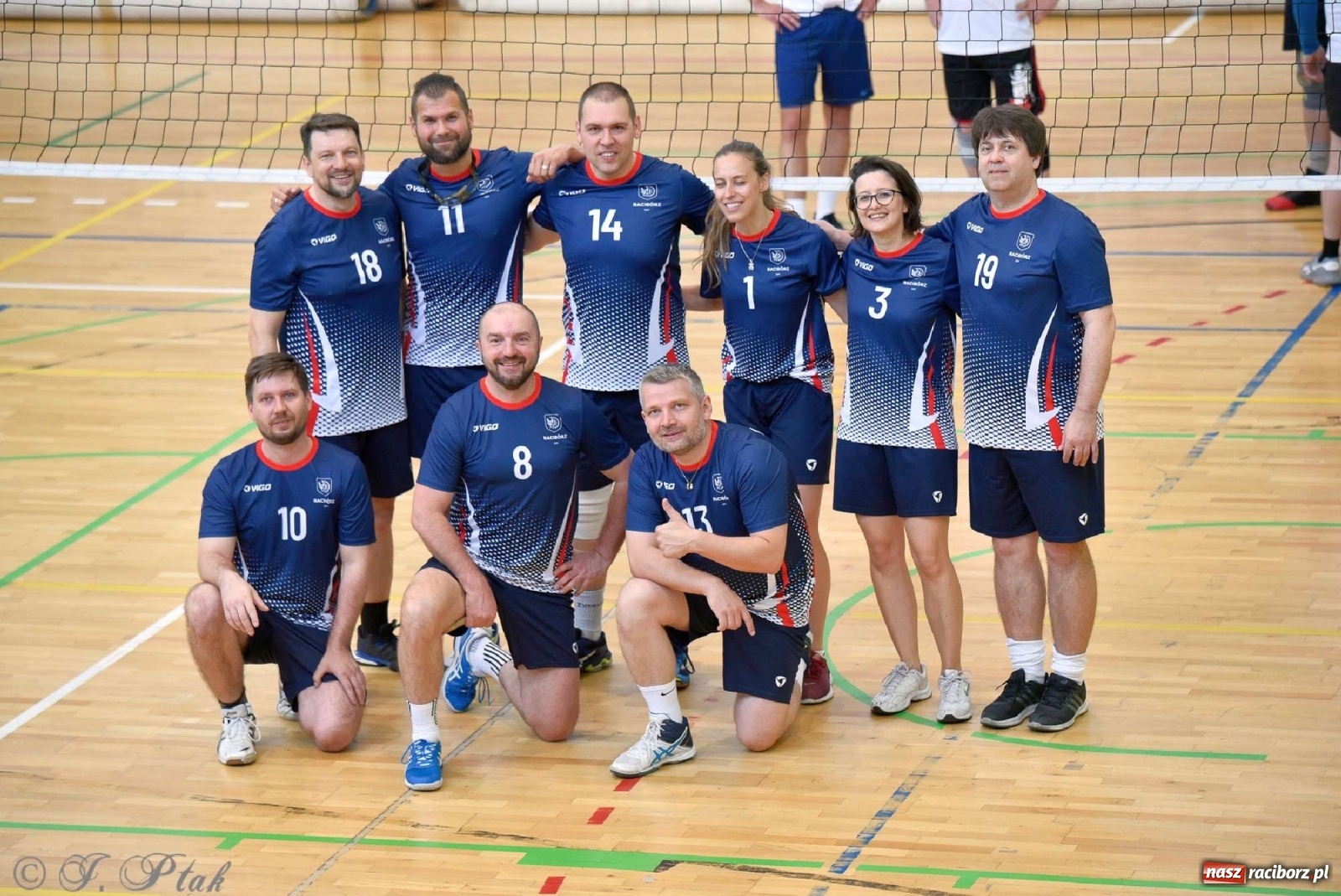 Zdjęcie w galerii na portalu naszraciborz.pl: Siatkówka. Miasto Racibórz najlepsze w rywalizacji samorządowców wiadomości z regionu