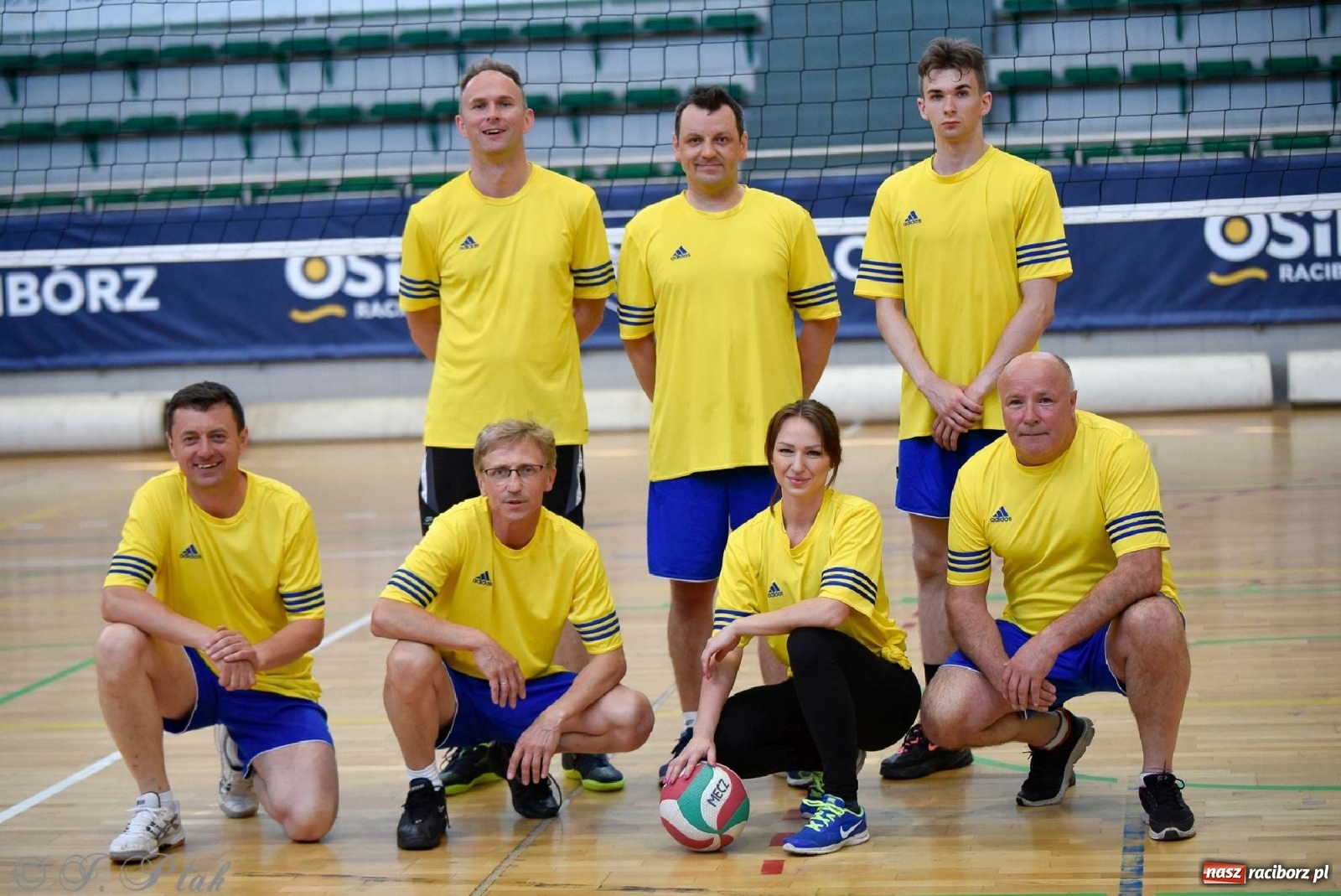 Zdjęcie w galerii na portalu naszraciborz.pl: Siatkówka. Miasto Racibórz najlepsze w rywalizacji samorządowców wiadomości z regionu