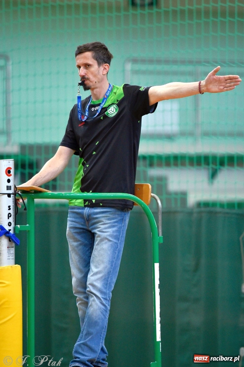 Zdjęcie w galerii na portalu naszraciborz.pl: Siatkówka. Miasto Racibórz najlepsze w rywalizacji samorządowców wiadomości z regionu