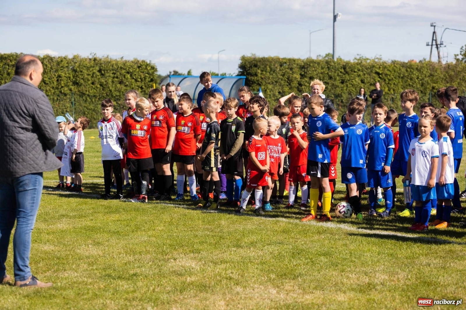 Zdjęcie w galerii na portalu naszraciborz.pl: Najmłodsi walczyli o każdą piłkę. II Turniej Małych Bajtlów w Markowicach [FOTO] wiadomości z regionu