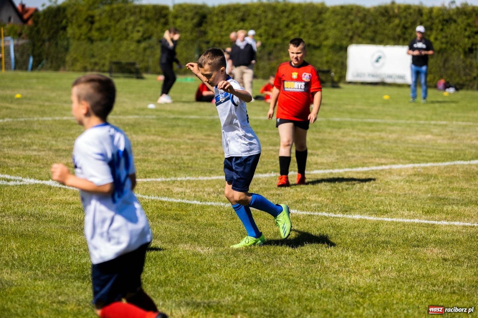 Zdjęcie w galerii na portalu naszraciborz.pl: Najmłodsi walczyli o każdą piłkę. II Turniej Małych Bajtlów w Markowicach [FOTO] wiadomości z regionu