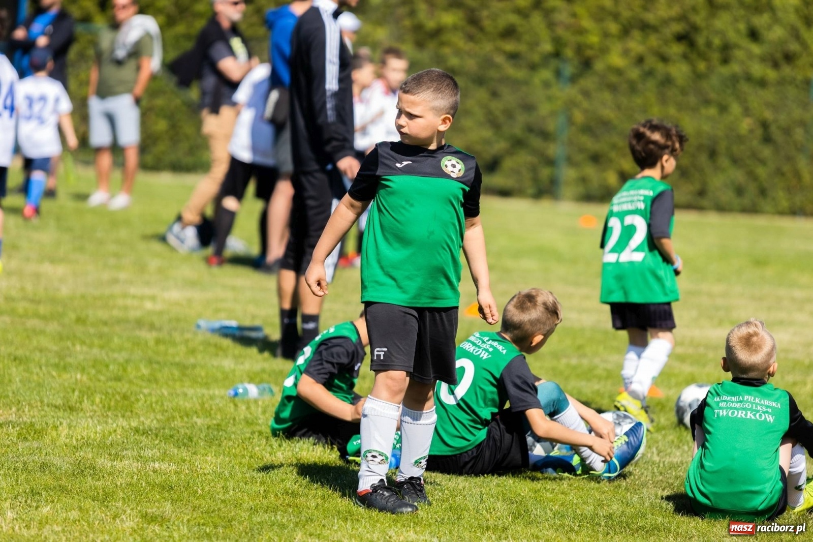 Zdjęcie w galerii na portalu naszraciborz.pl: Najmłodsi walczyli o każdą piłkę. II Turniej Małych Bajtlów w Markowicach [FOTO] wiadomości z regionu