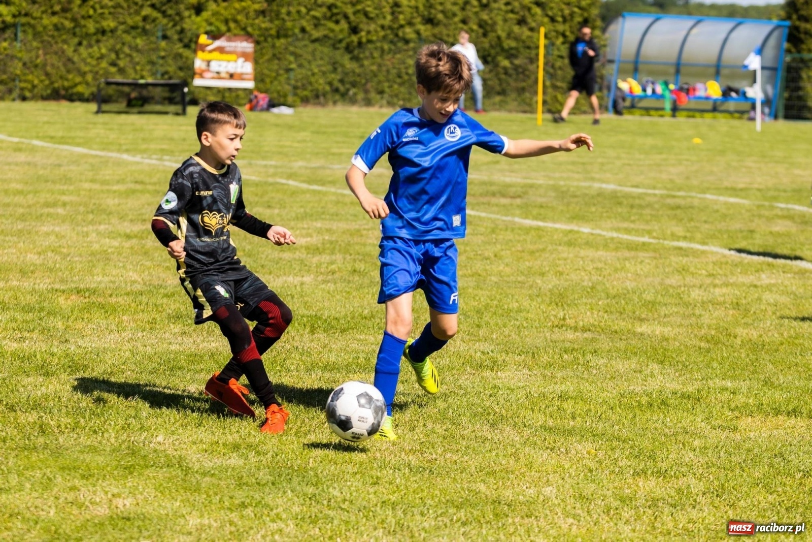 Zdjęcie w galerii na portalu naszraciborz.pl: Najmłodsi walczyli o każdą piłkę. II Turniej Małych Bajtlów w Markowicach [FOTO] wiadomości z regionu