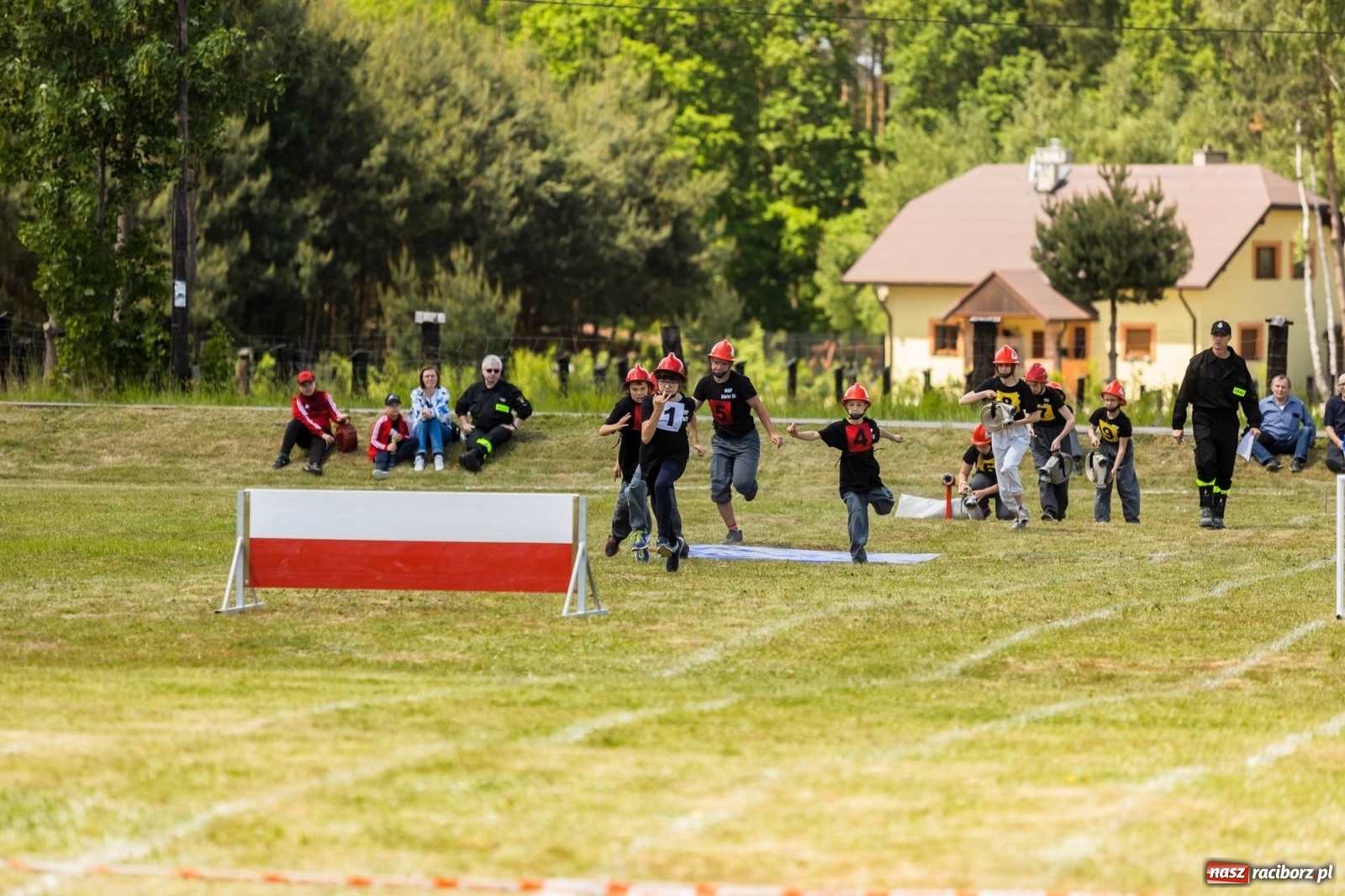 Zdjęcie w galerii na portalu naszraciborz.pl: Zawody OSP gminy Nędza. Górki Śląskie z najważniejszym trofeum wiadomości z regionu