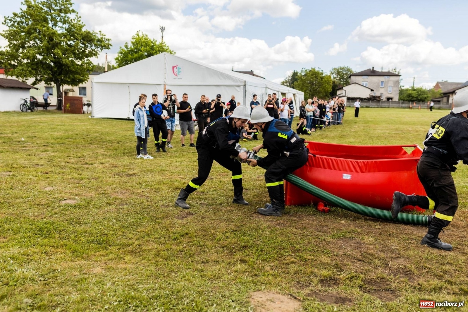 Zdjęcie w galerii na portalu naszraciborz.pl: Zawody OSP gminy Nędza. Górki Śląskie z najważniejszym trofeum wiadomości z regionu