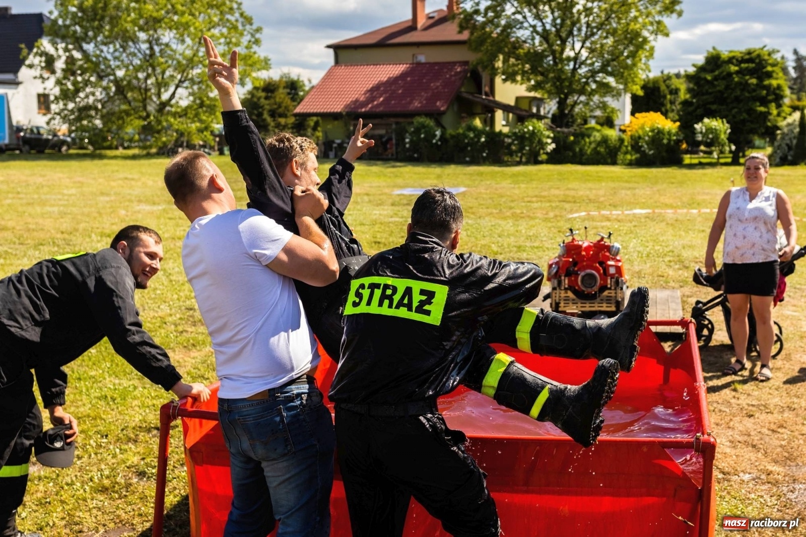 Zdjęcie w galerii na portalu naszraciborz.pl: Zawody OSP gminy Nędza. Górki Śląskie z najważniejszym trofeum wiadomości z regionu