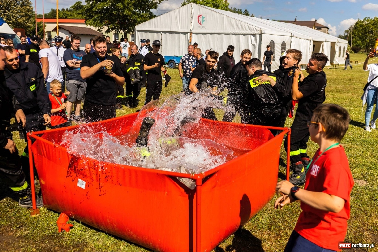 Zdjęcie w galerii na portalu naszraciborz.pl: Zawody OSP gminy Nędza. Górki Śląskie z najważniejszym trofeum wiadomości z regionu