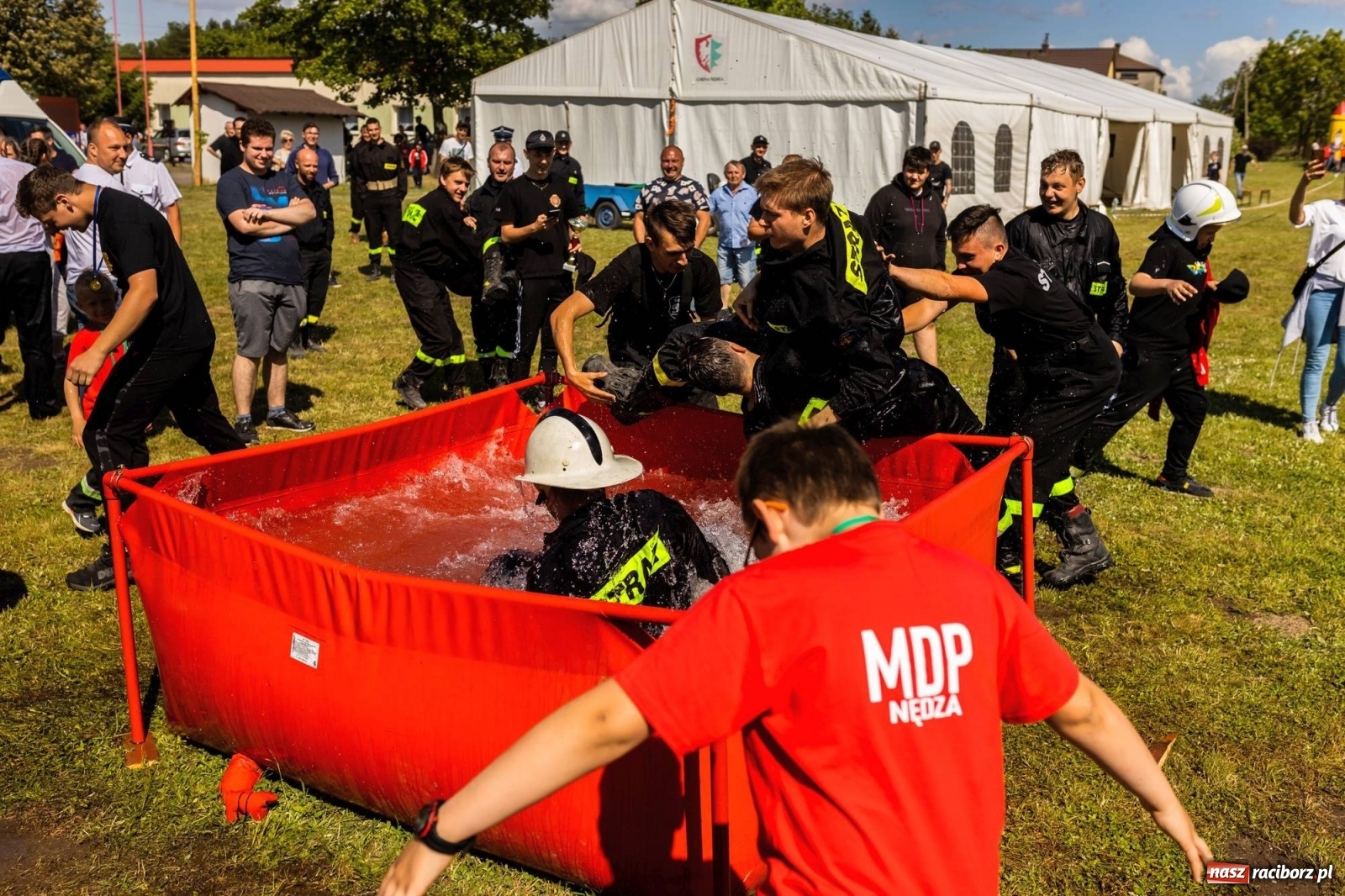 Zdjęcie w galerii na portalu naszraciborz.pl: Zawody OSP gminy Nędza. Górki Śląskie z najważniejszym trofeum wiadomości z regionu