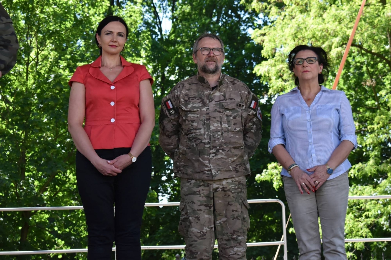 Zdjęcie w galerii na portalu naszraciborz.pl: Piknik wojskowy na raciborskim zamku. Tak armia zachęca do służby wiadomości z regionu