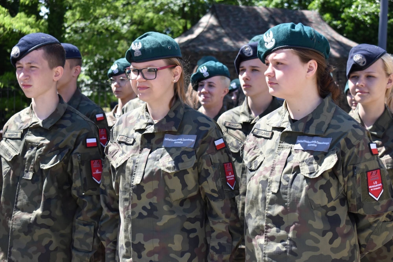 Zdjęcie w galerii na portalu naszraciborz.pl: Piknik wojskowy na raciborskim zamku. Tak armia zachęca do służby wiadomości z regionu