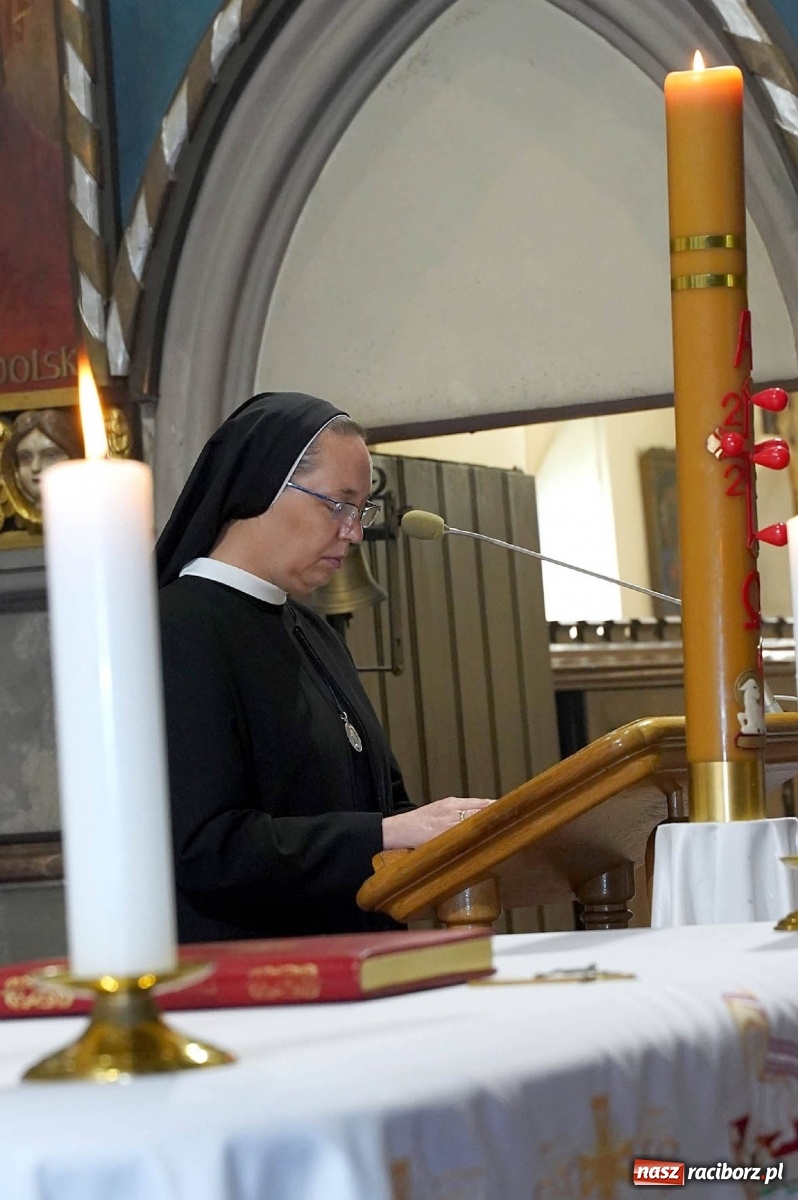 Zdjęcie w galerii na portalu naszraciborz.pl: Anioł dobroci. Raciborskie Dni Dulcissimiańskie [FOTO i WIDEO] wiadomości z regionu