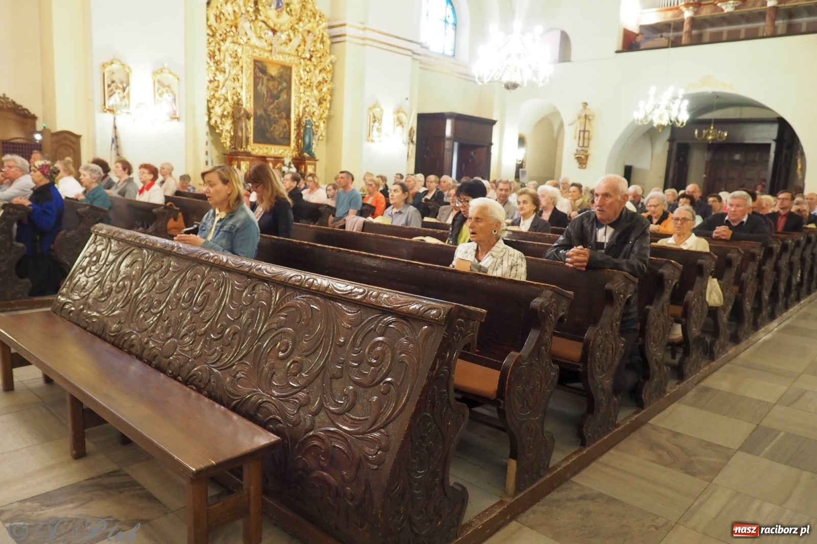 Zdjęcie w galerii na portalu naszraciborz.pl: Z Maryją w Kościele - w parafii Matki Bożej rozpoczęły się misje wiadomości z regionu