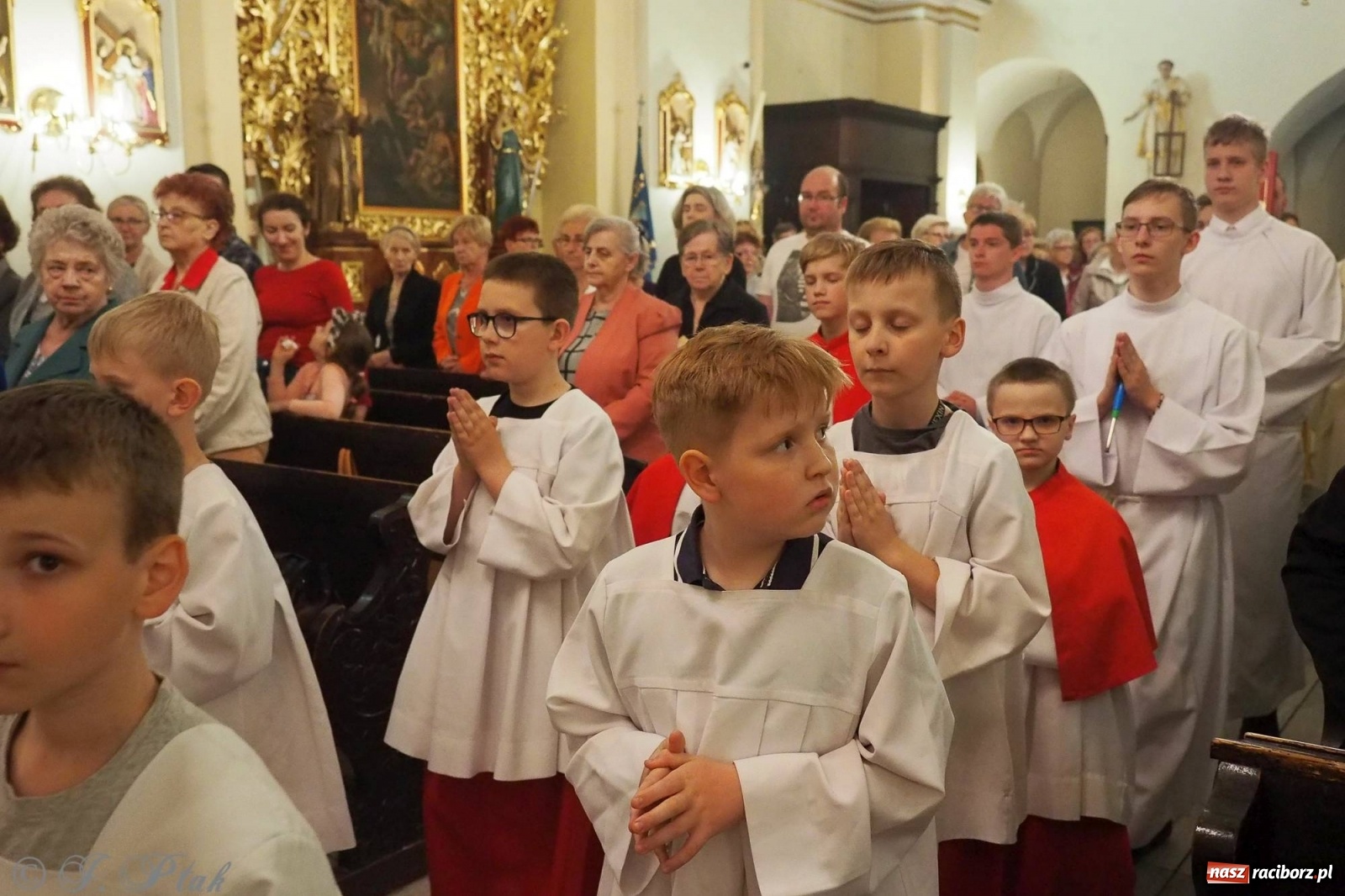 Zdjęcie w galerii na portalu naszraciborz.pl: Z Maryją w Kościele - w parafii Matki Bożej rozpoczęły się misje wiadomości z regionu