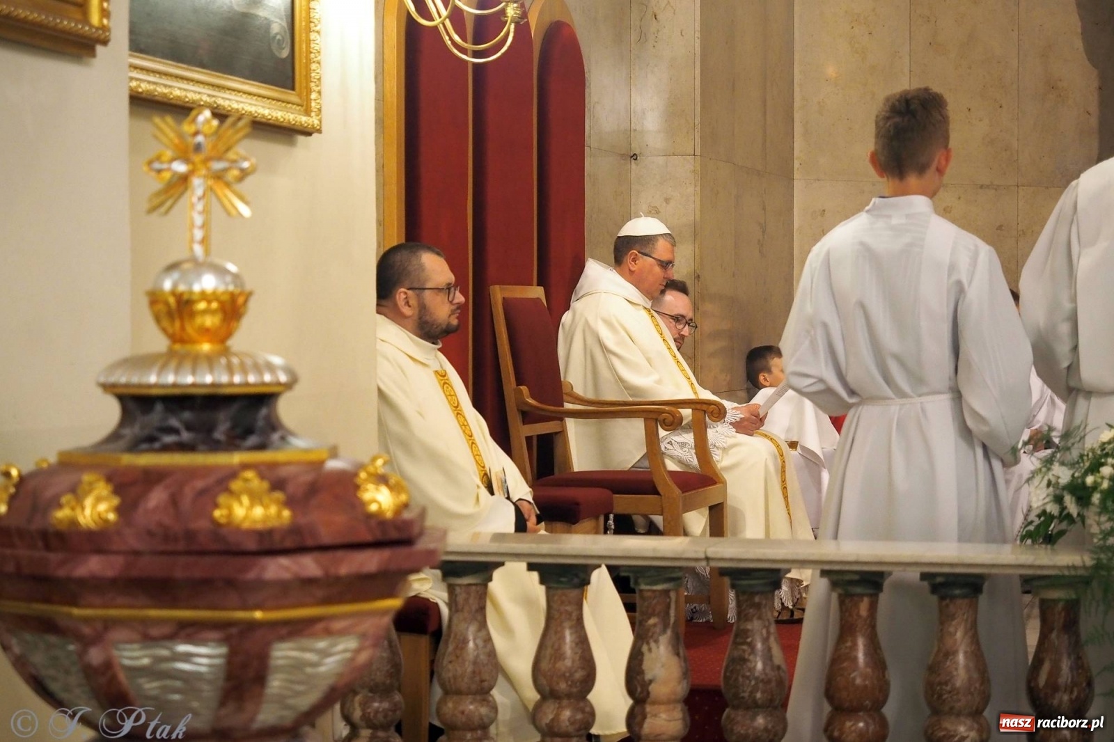 Zdjęcie w galerii na portalu naszraciborz.pl: Z Maryją w Kościele - w parafii Matki Bożej rozpoczęły się misje wiadomości z regionu