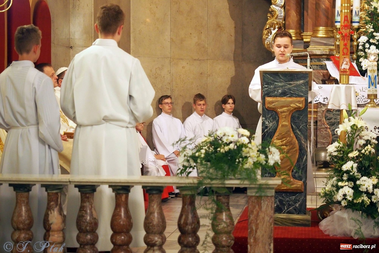 Zdjęcie w galerii na portalu naszraciborz.pl: Z Maryją w Kościele - w parafii Matki Bożej rozpoczęły się misje wiadomości z regionu