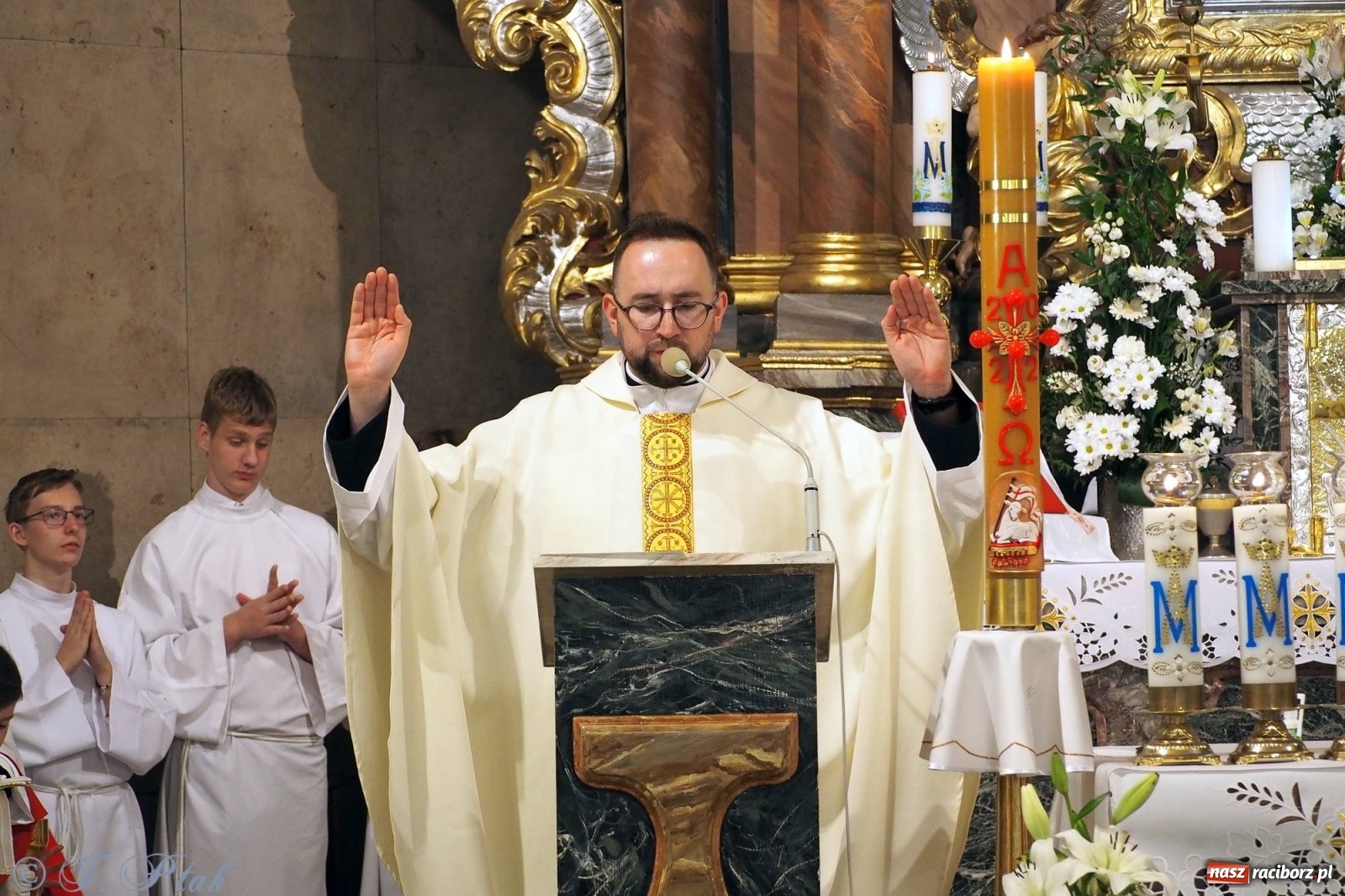 Zdjęcie w galerii na portalu naszraciborz.pl: Z Maryją w Kościele - w parafii Matki Bożej rozpoczęły się misje wiadomości z regionu
