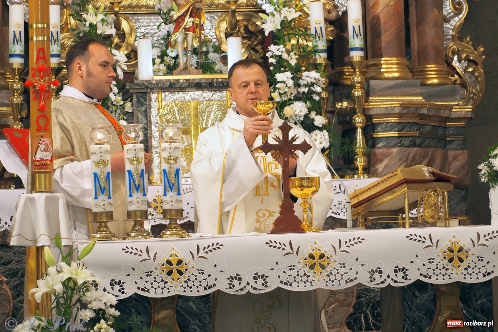 Zdjęcie w galerii na portalu naszraciborz.pl: Z Maryją w Kościele - w parafii Matki Bożej rozpoczęły się misje wiadomości z regionu