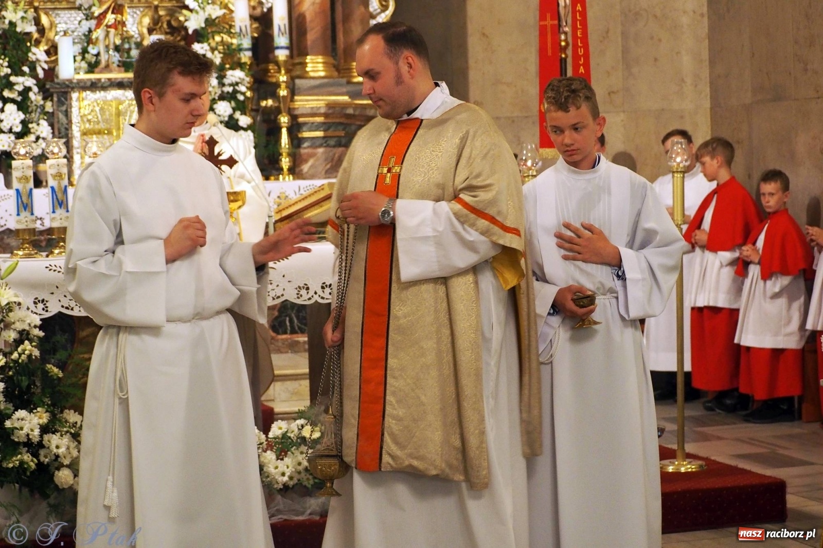 Zdjęcie w galerii na portalu naszraciborz.pl: Z Maryją w Kościele - w parafii Matki Bożej rozpoczęły się misje wiadomości z regionu