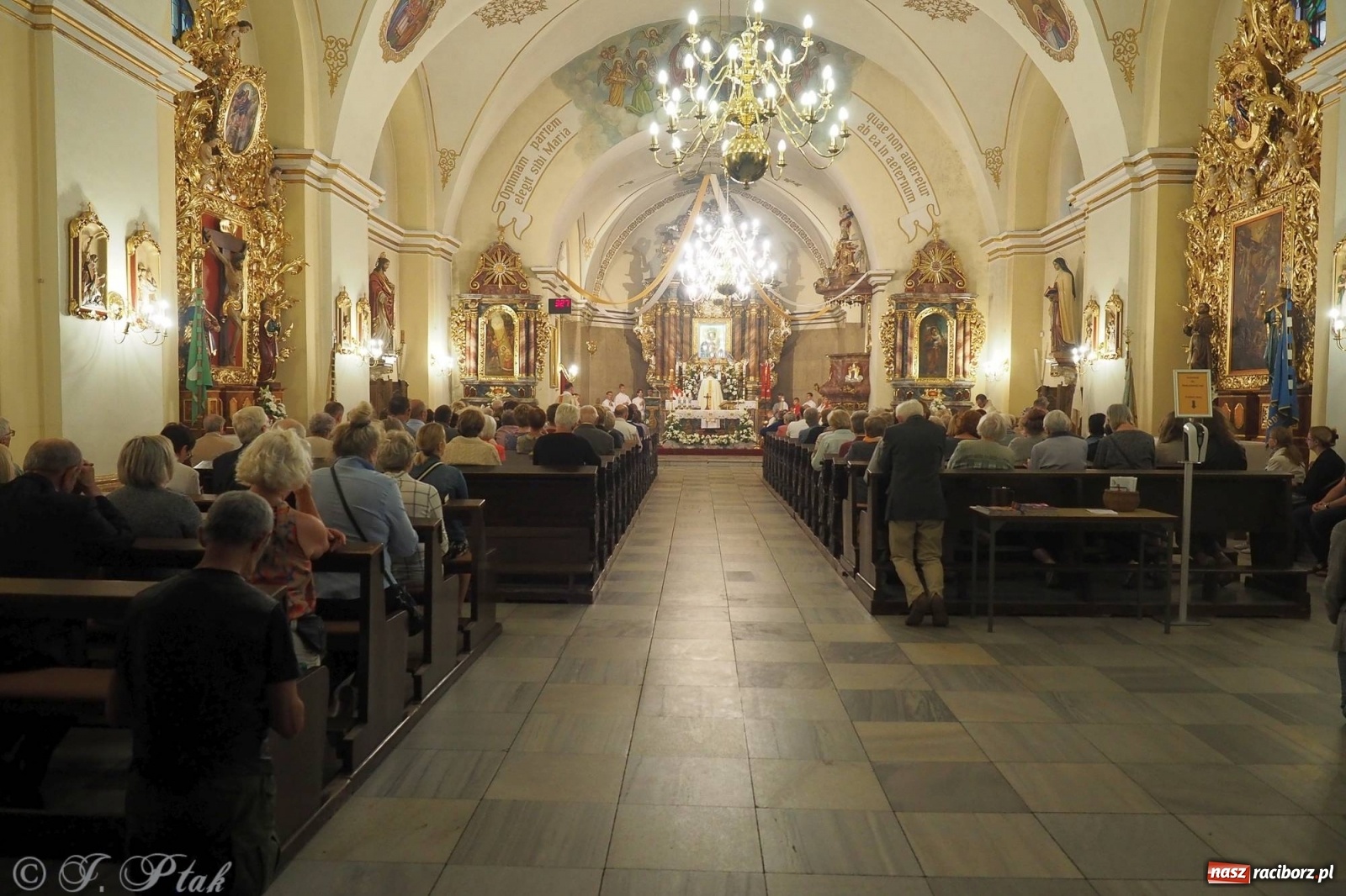 Zdjęcie w galerii na portalu naszraciborz.pl: Z Maryją w Kościele - w parafii Matki Bożej rozpoczęły się misje wiadomości z regionu