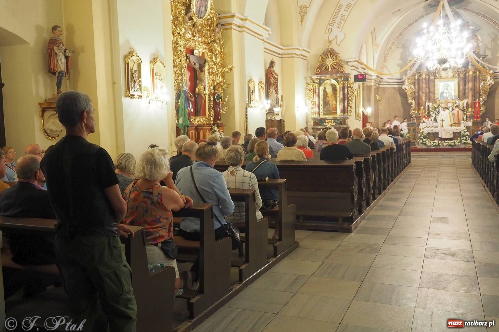 Zdjęcie w galerii na portalu naszraciborz.pl: Z Maryją w Kościele - w parafii Matki Bożej rozpoczęły się misje wiadomości z regionu