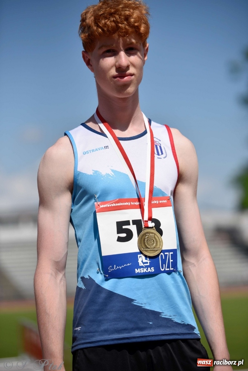 Zdjęcie w galerii na portalu naszraciborz.pl: Królowa sportu zagościła w Raciborzu. Polsko-czeska rywalizacja przy Zamkowej wiadomości z regionu